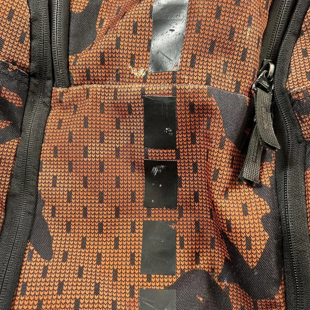 Nike orange camo
